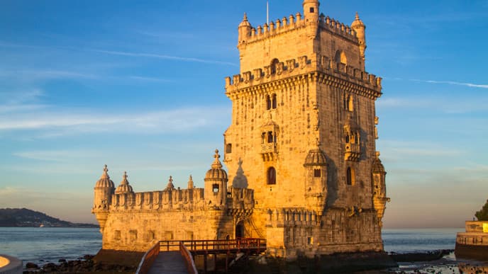 Lisbon highlights walking tour