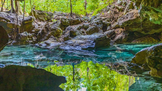 Per Drahtesel die Cenoten erkunden