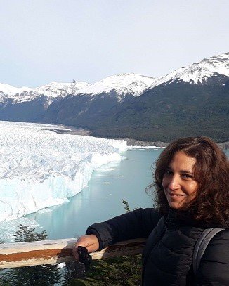 Local agent Andrea in Argentina