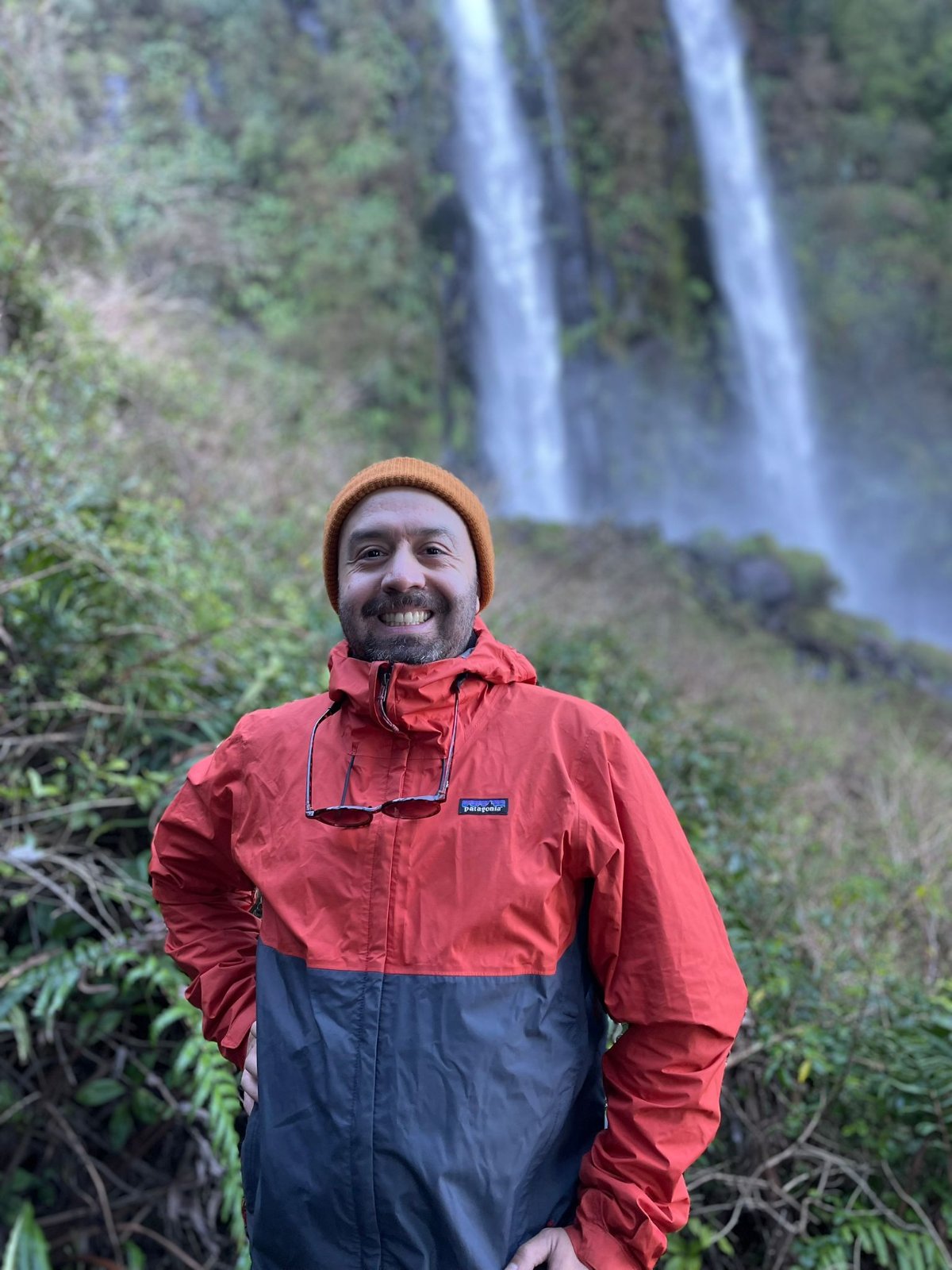 Local agent Omar in Chile