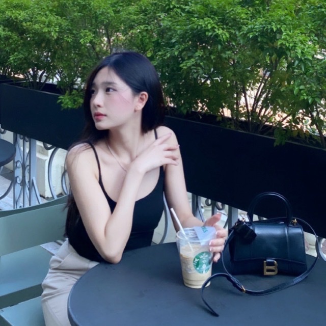 Local agent Gina in Vietnam