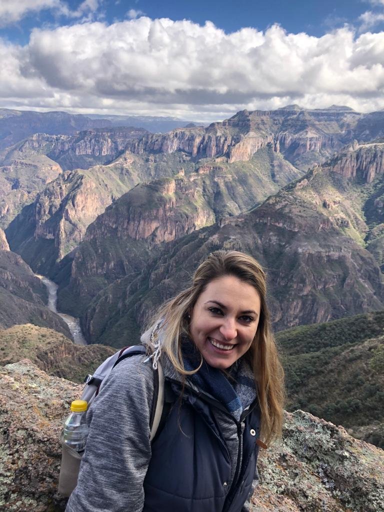 Local agent Ivana in Mexico