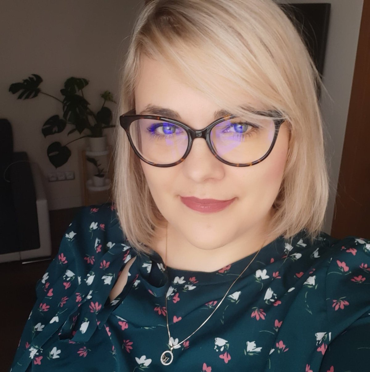 Local agent Dominika in Poland