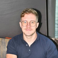 Local agent Alan in Albania