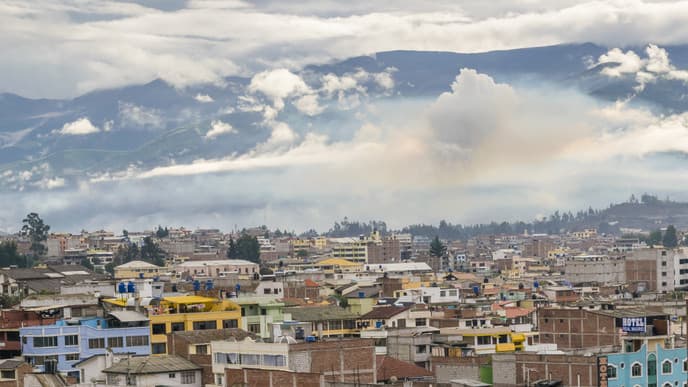 A scenic drive to Riobamba