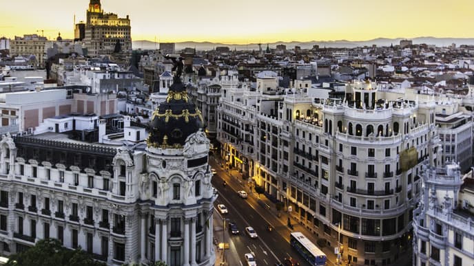 See the icons of Madrid