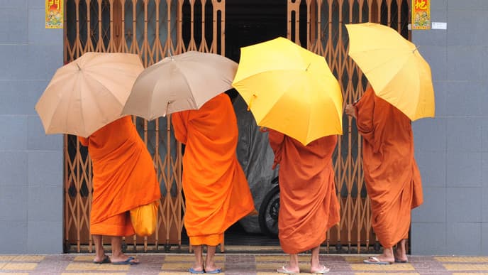 Enjoy a Warm Welcome to Cambodia