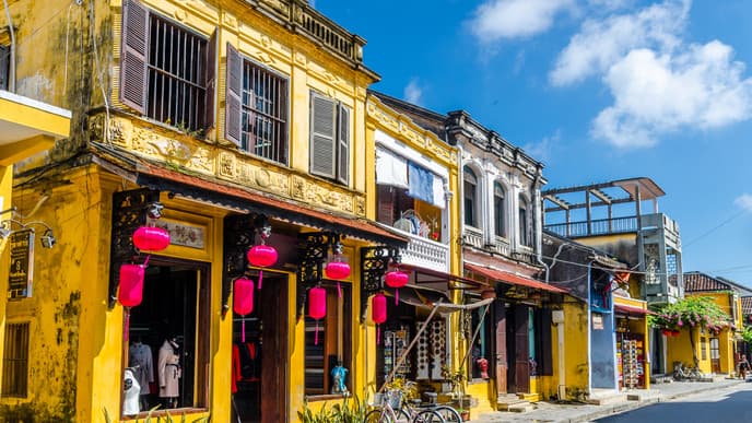 A Charming Trip To Hoi An