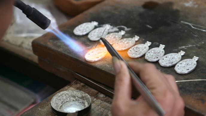 Explore the craftmanship of Porto