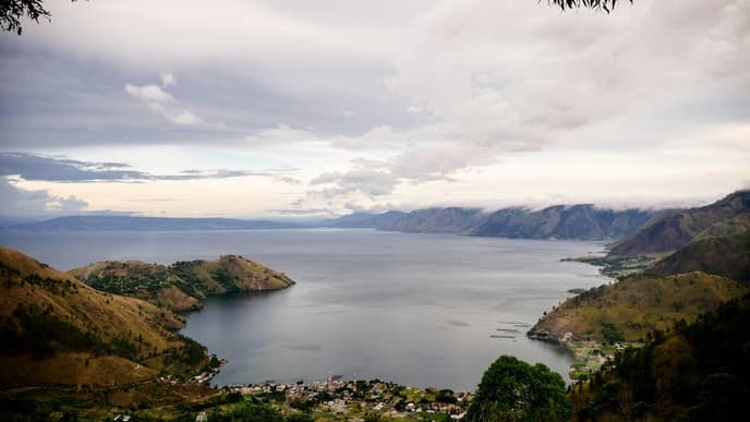 Volcanic hiking & the magical Lake Toba