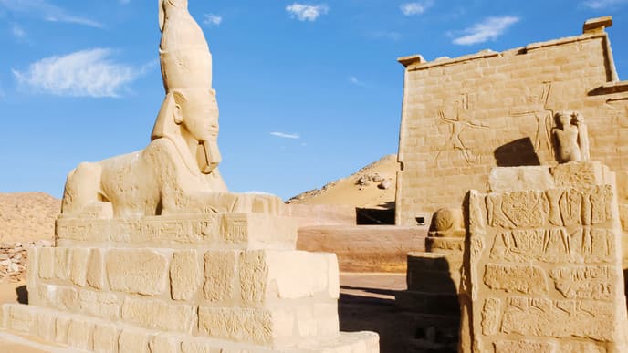 Enjoy the beauty of the Nile
