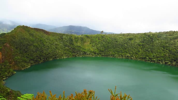 Guatavita See und Salzbergwerk Nemocón