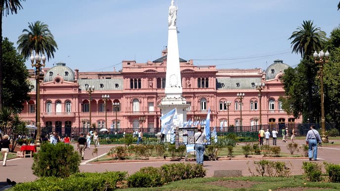 Stroll through Buenos Aires' Streets