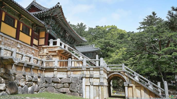 Gyeongju's temples, grottoes & twilight reflections
