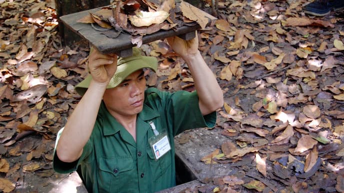Relikte und Tunnel des Vietnamkrieges