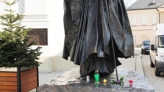 Follow the footsteps of John Paul II