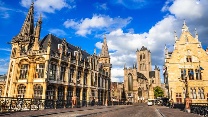 Ghent by boat & bike