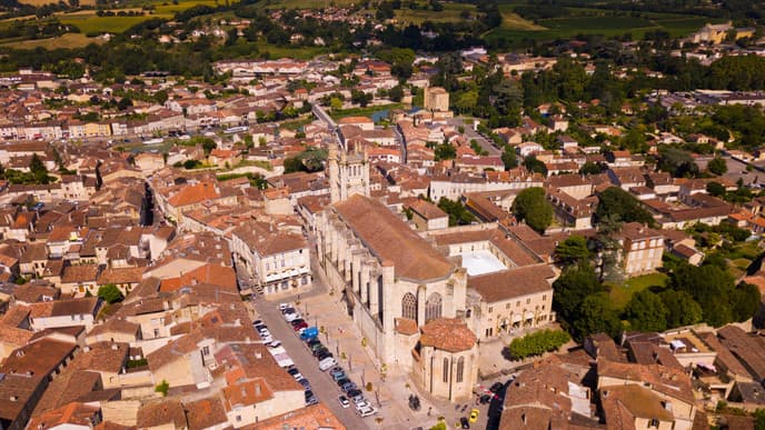Visit the lovely heart of Carcassonne