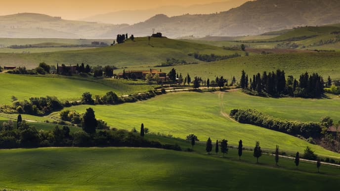 Balloon ride above the hills of Tuscany