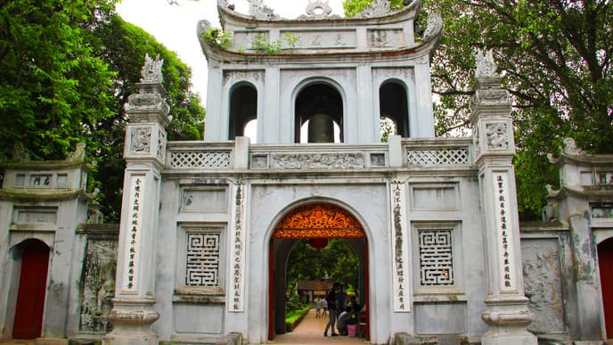 A Breathtaking Tour of Hanoi