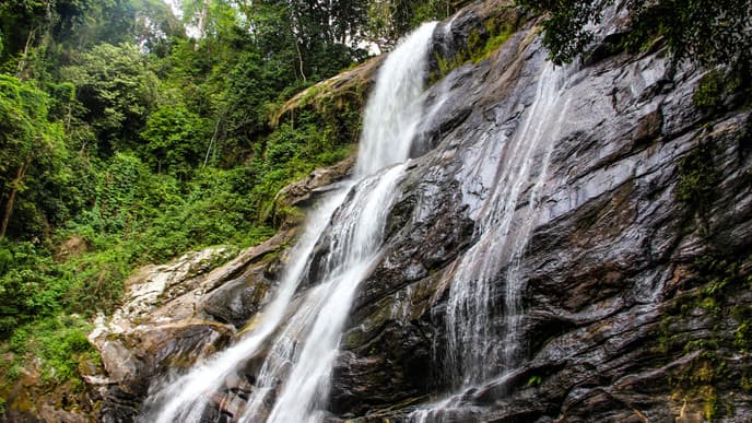 Bad im Sanje Wasserfall
