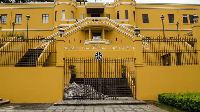 Welcome to the land of "pura vida"