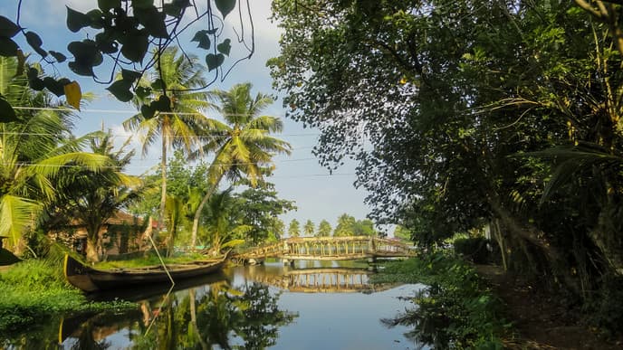 Tour mit einem Hausboot