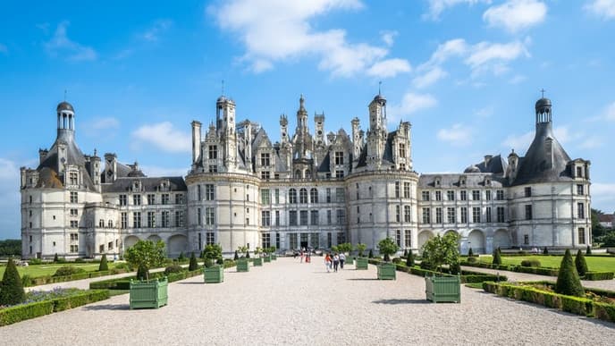 Chateaus, food & wine in Loire