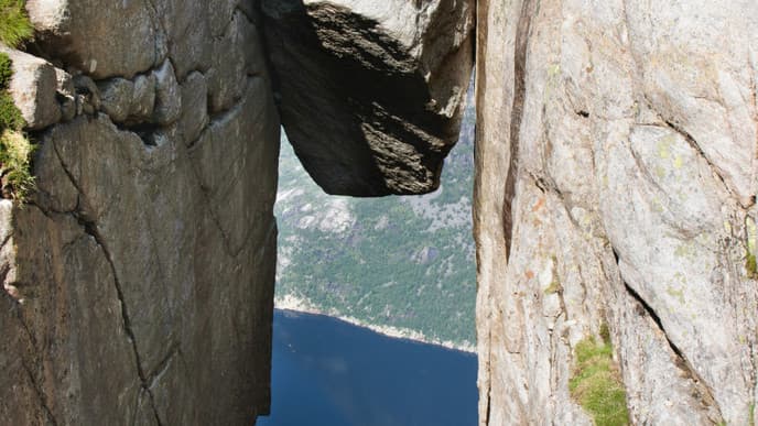 Fjord Cruise & Kjerag Hike