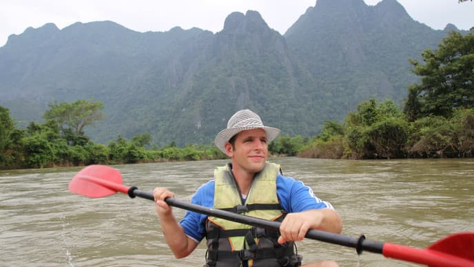 Kayak-, Fahrrad- oder Heißluftballonfahrten in Vang Vieng